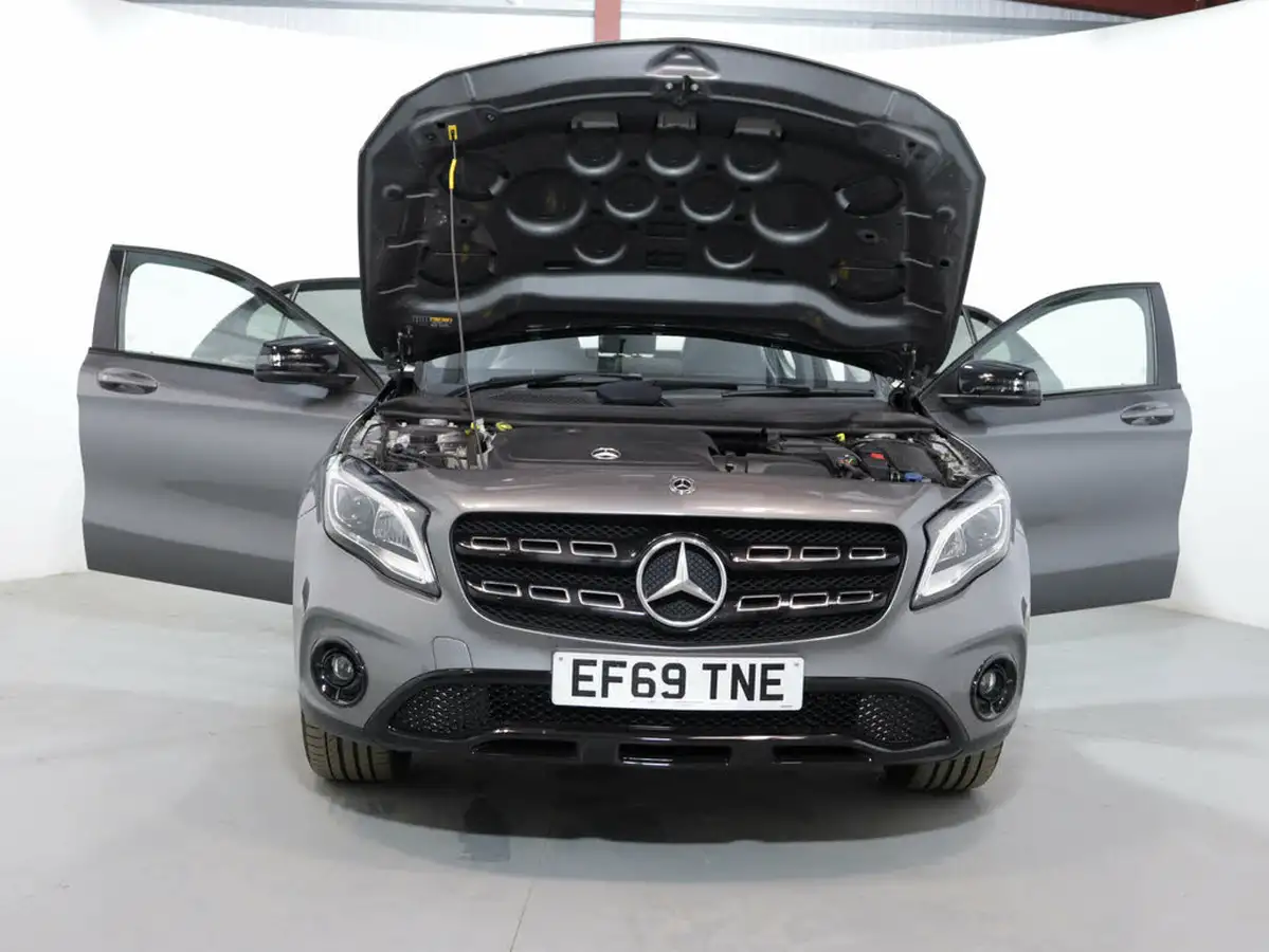 2020-mercedes-benz-gla-class-16-gla-180-urban-edition-7g-dct-big-52