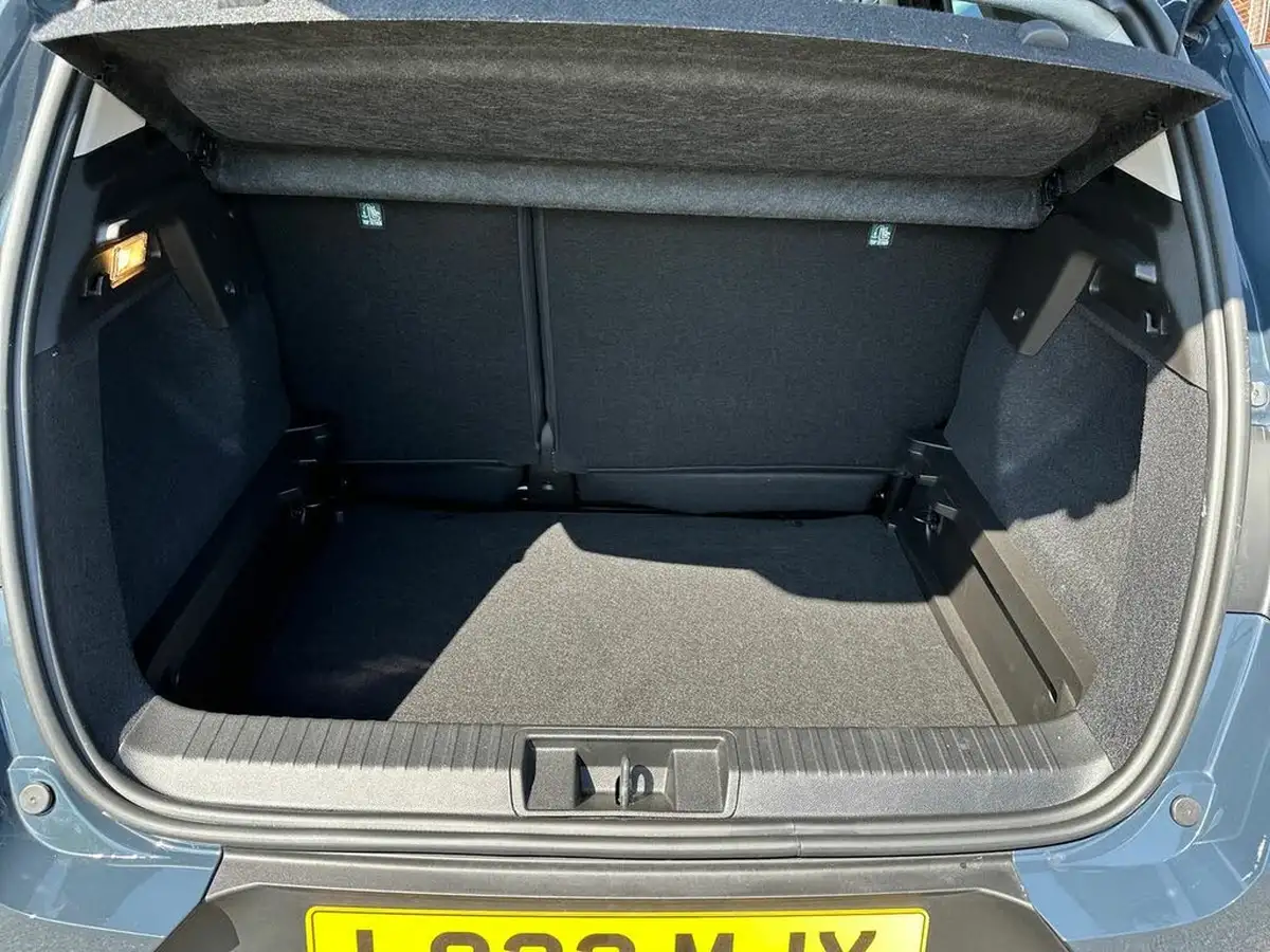 2022-renault-captur-10-tce-iconic-edition-big-33