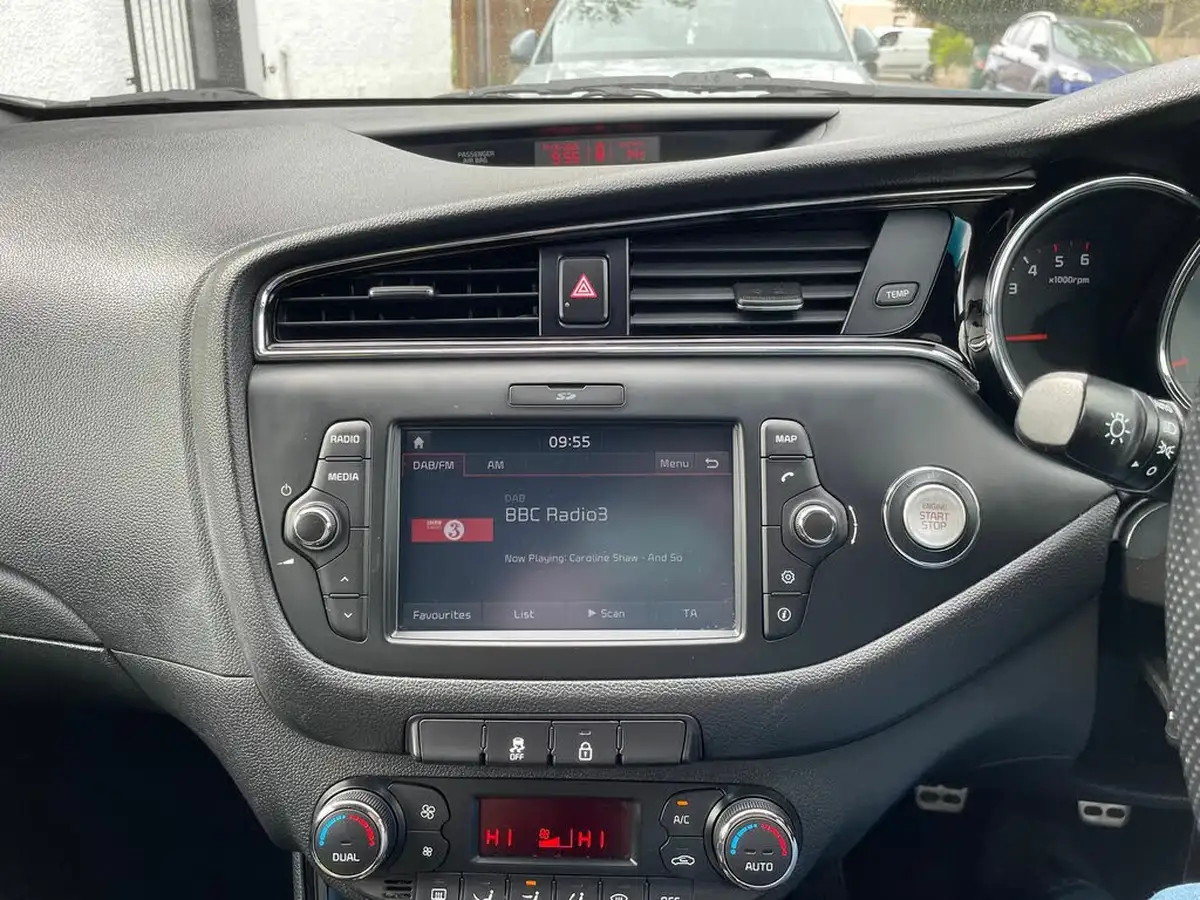 2018-kia-ceed-16crdi-gt-line-hatchback-1582cc-big-13