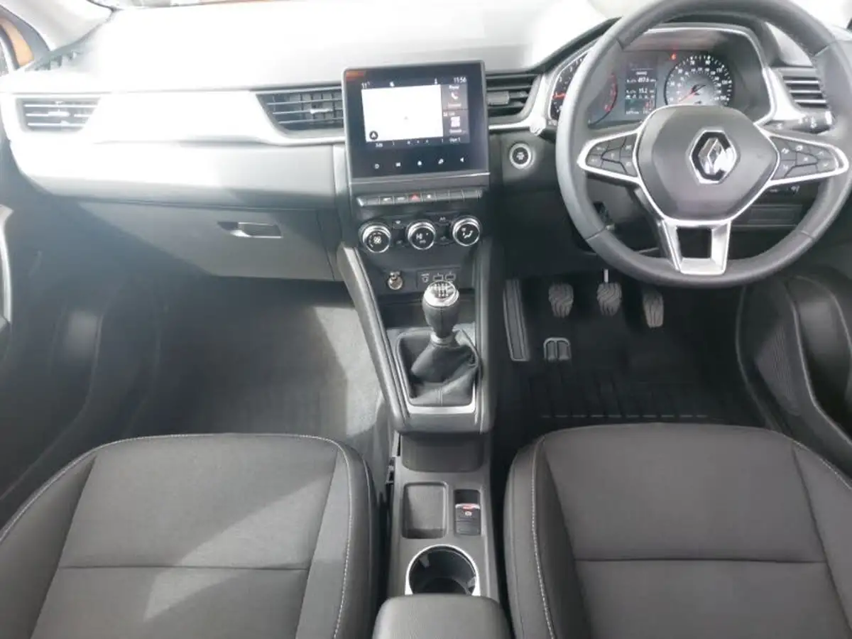 2021-renault-captur-10-tce-iconic-90ps-big-2