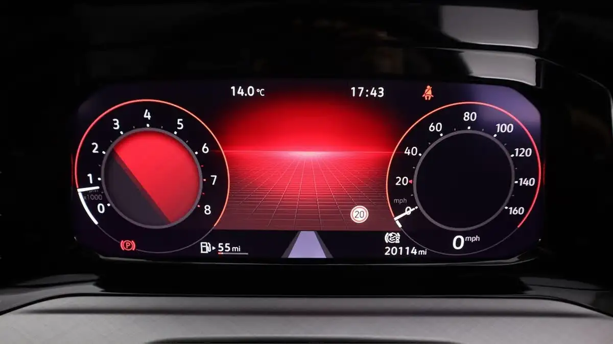 2021-volkswagen-golf-15-tsi-life-150ps-hatchback-big-10