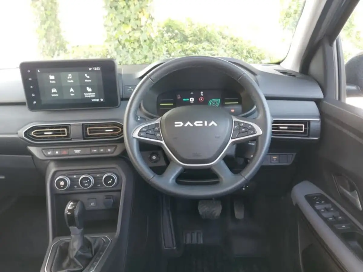 2025-dacia-jogger-16-tce-extreme-big-6