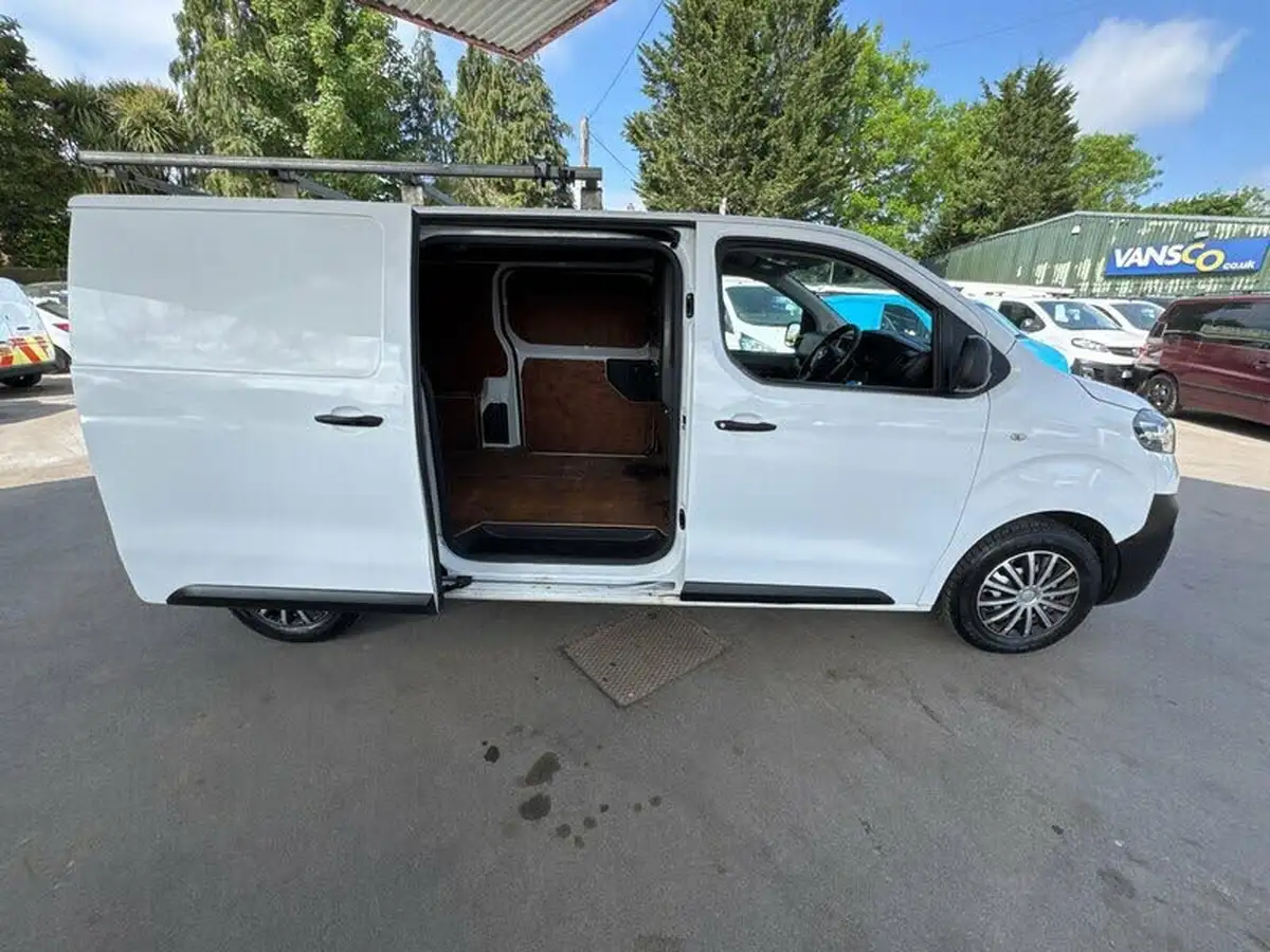2019-vauxhall-vivaro-15td-2700-l1h1-edition-100pseu6dt-big-15
