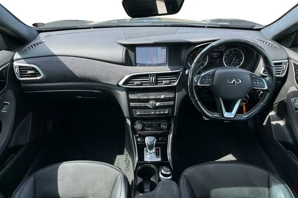 2018-infiniti-q30-20-sport-intouch-awd-auto-big-9