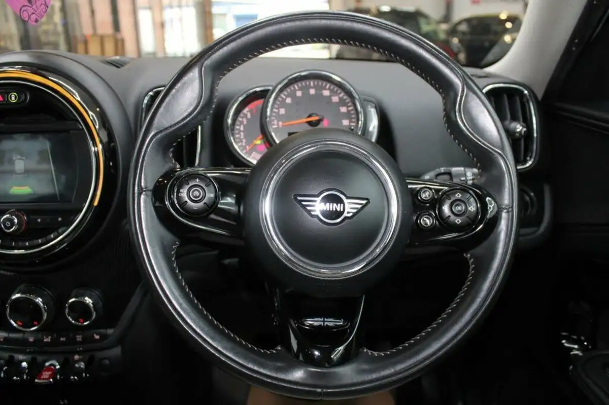 2019-mini-countryman-15-cooper-exclusive-ss-big-23