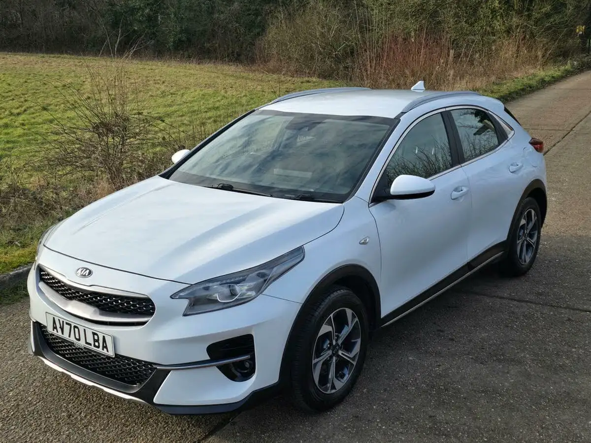2020-kia-xceed-10-t-gdi-2-big-21