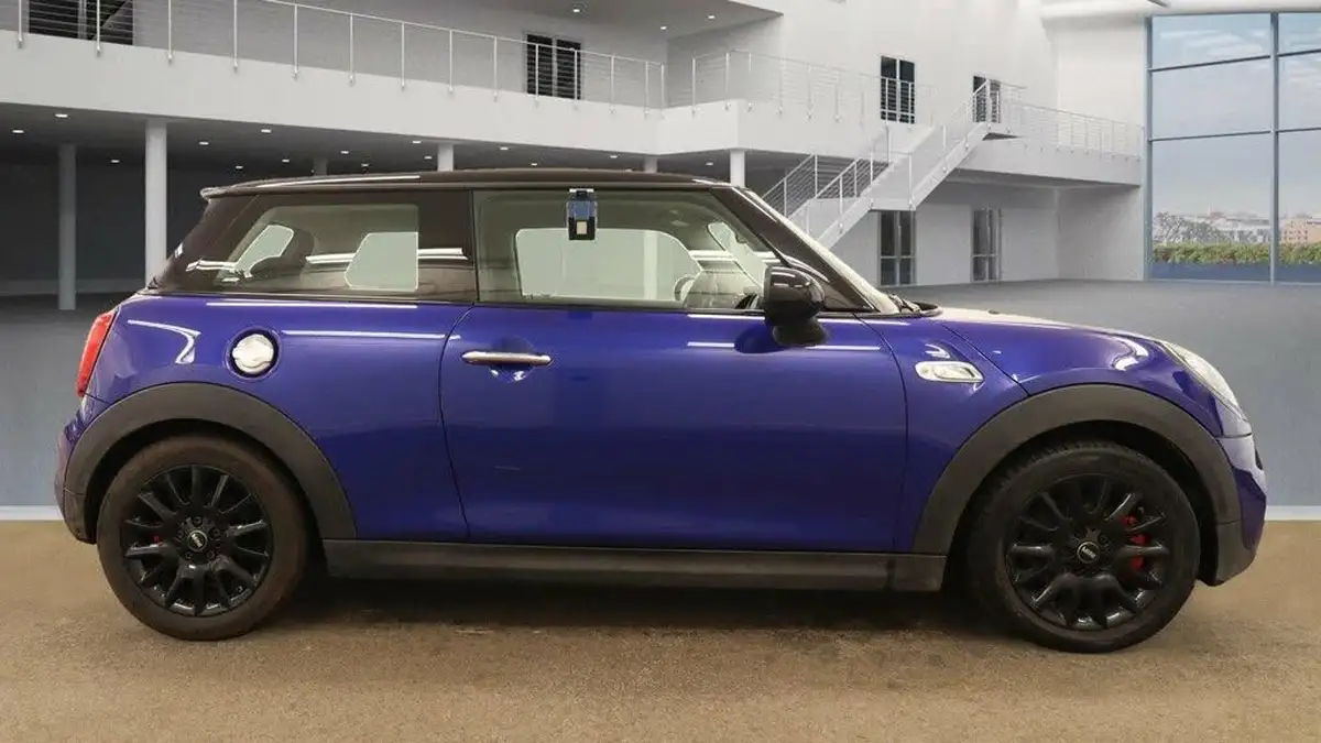 2018-mini-cooper-20-cooper-s-series-ii-ss-hatchback-3d-big-3