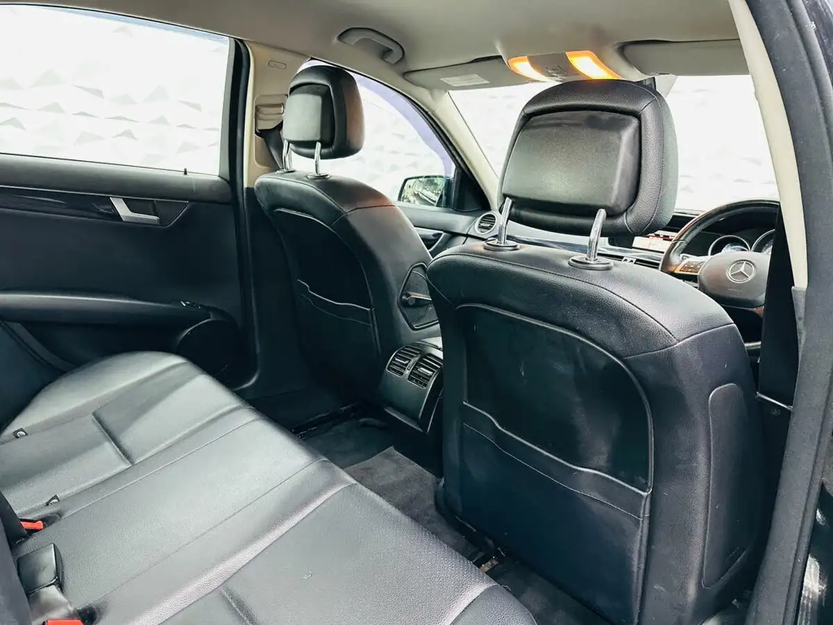 2012-mercedes-benz-c-class-21cdi-c200-cdi-executive-se-saloon-4d-big-17