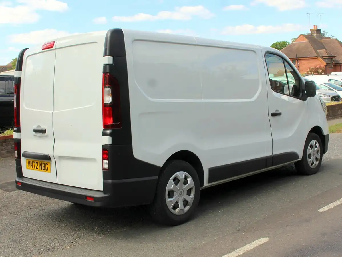 2022-renault-trafic-20dci-sl28-130-business-big-6