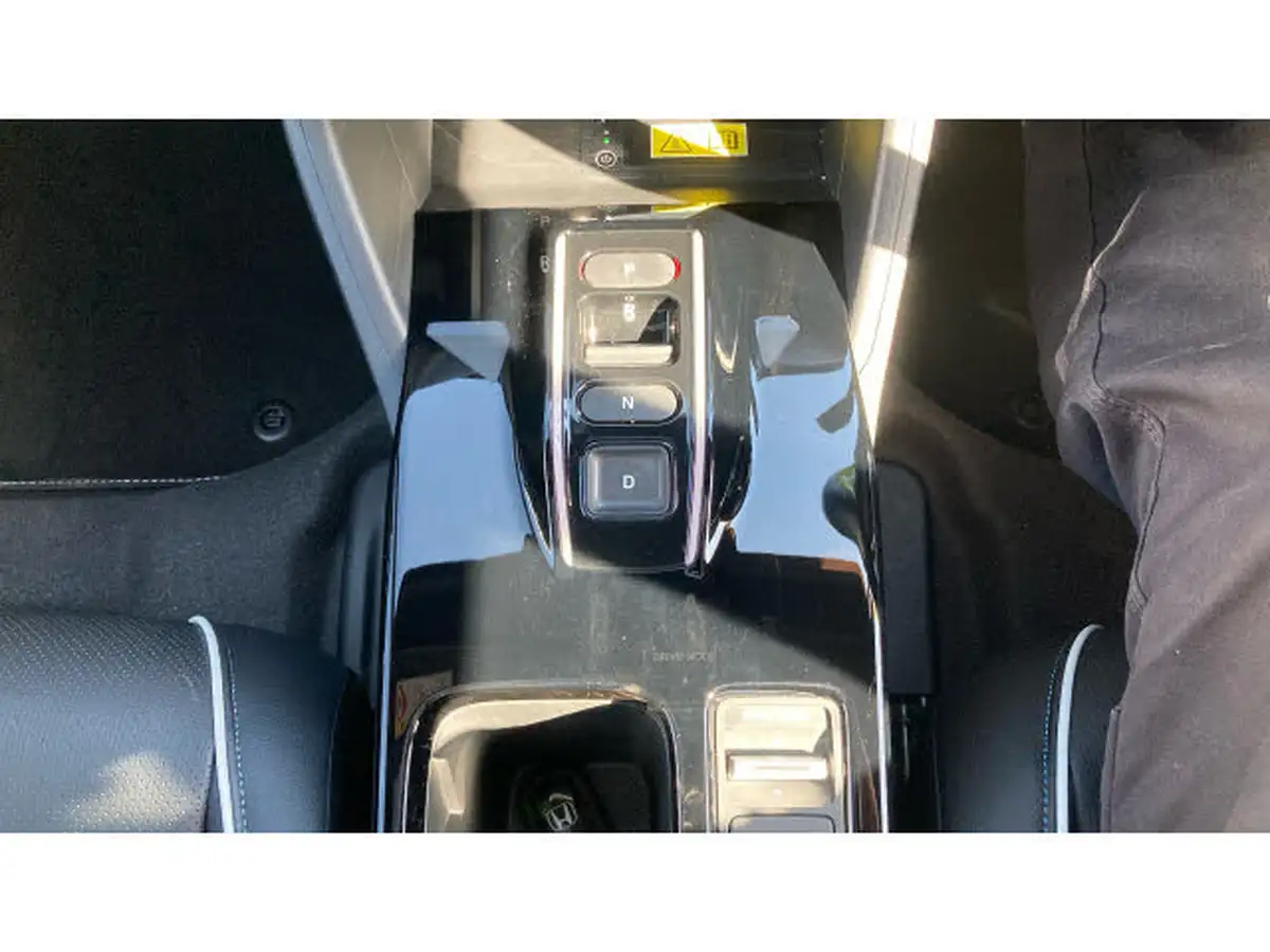 2024-honda-eny1-e-advance-big-19