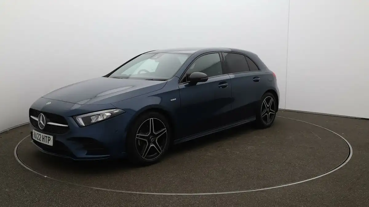 2022-mercedes-benz-a-class-13-a200-amg-line-executive-edition-hatchback-5d-7g-dct-big-68