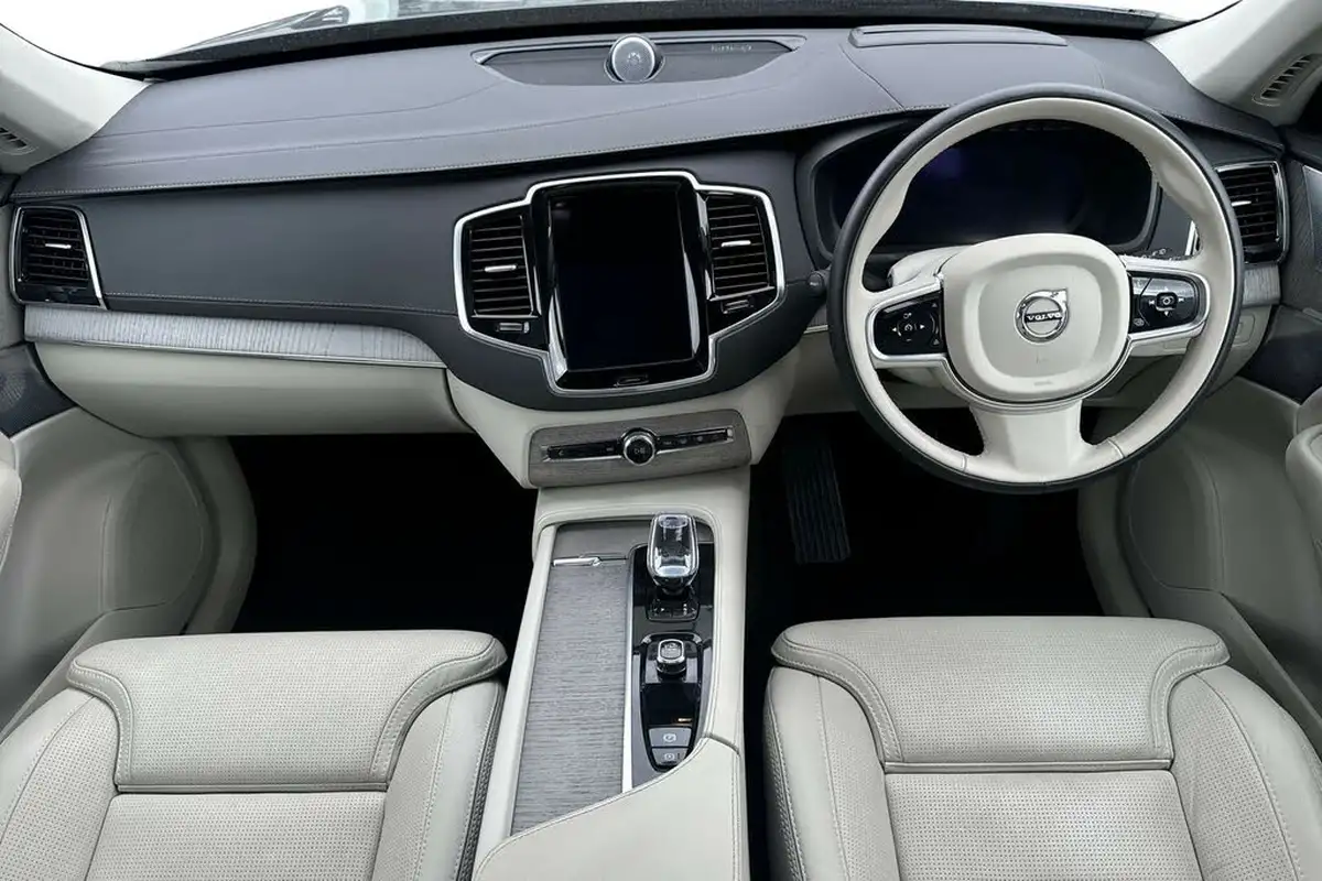 2024-volvo-xc90-20-t8-ultimate-dark-big-5
