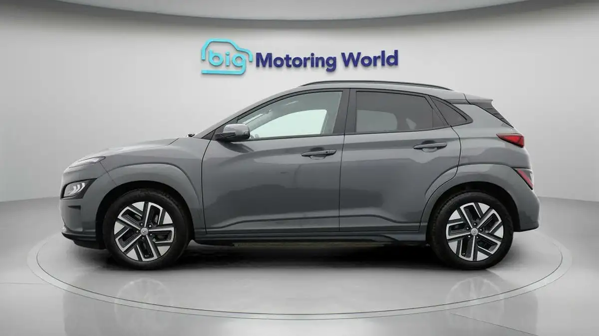 2021-hyundai-kona-e-premium-204ps-64kwh-7kw-obc-big-3