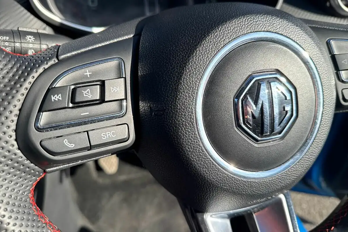 2023-mg-zs-suv-15-vti-tech-exclusive-big-26