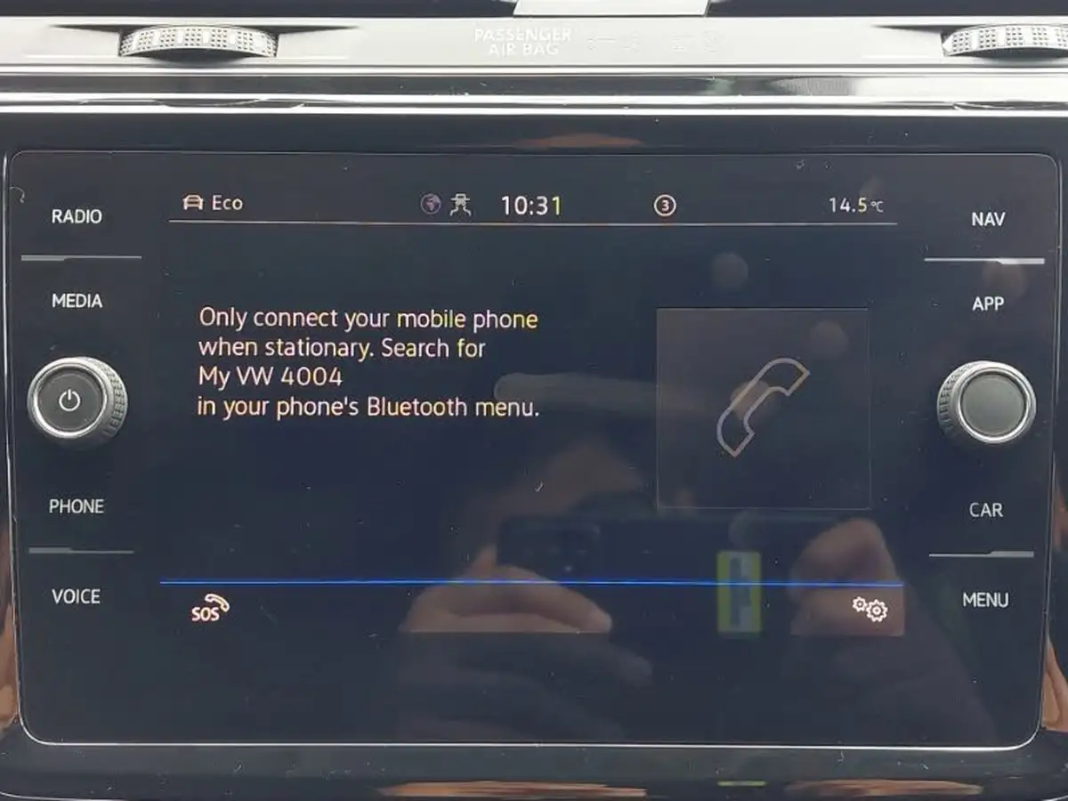 2020-volkswagen-touran-15-tsi-sel-dsg-big-17