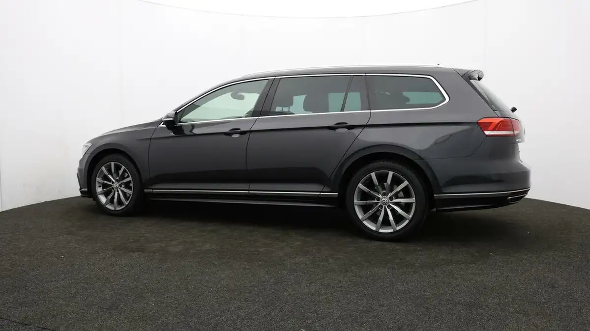 2018-volkswagen-passat-20tdi-r-line-150ps-ss-estate-5d-dsg-big-70
