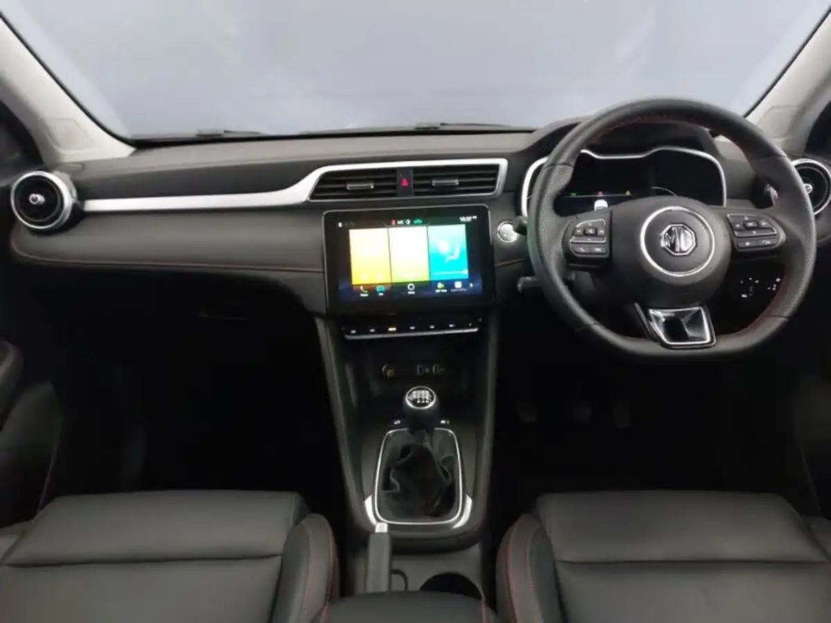 2024-mg-zs-suv-10t-gdi-exclusive-big-2
