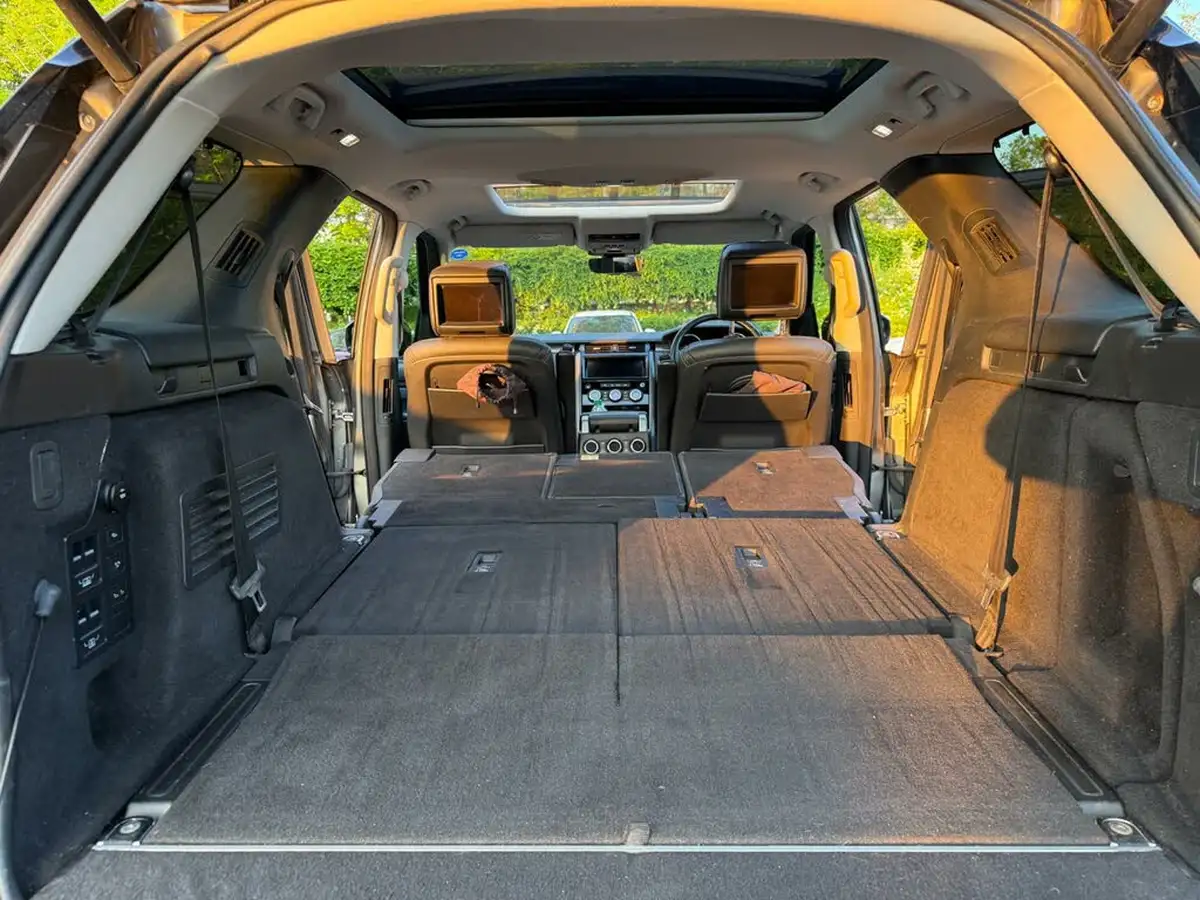 2017-land-rover-discovery-30td6-first-edition-big-13