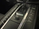 2018-porsche-macan-small-32