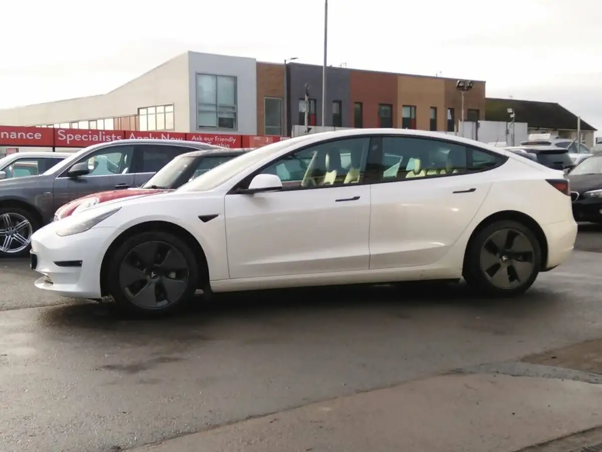 2021-tesla-model-3-e-long-range-4x4-big-5