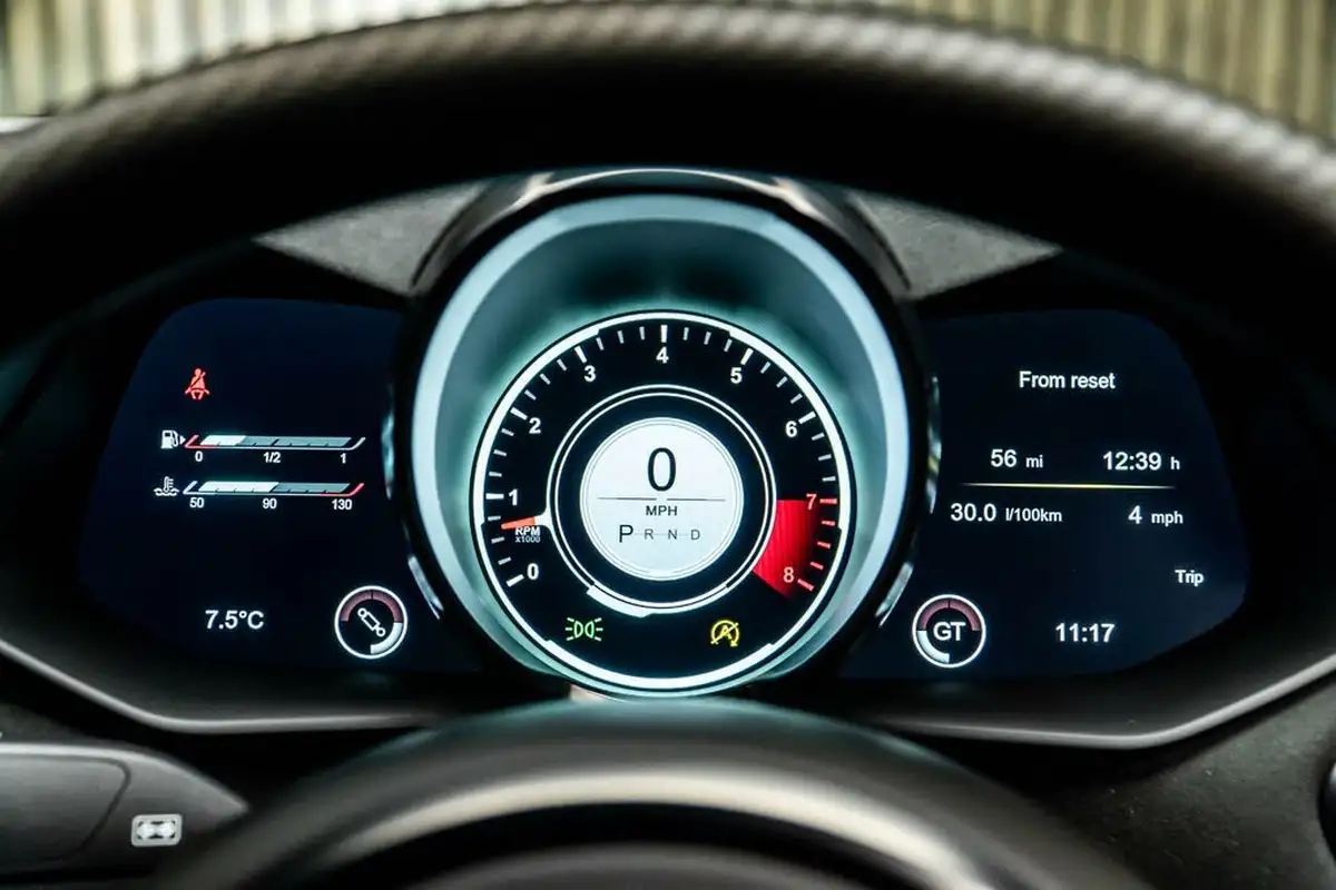 2023-aston-martin-dbs-52-v12-big-34