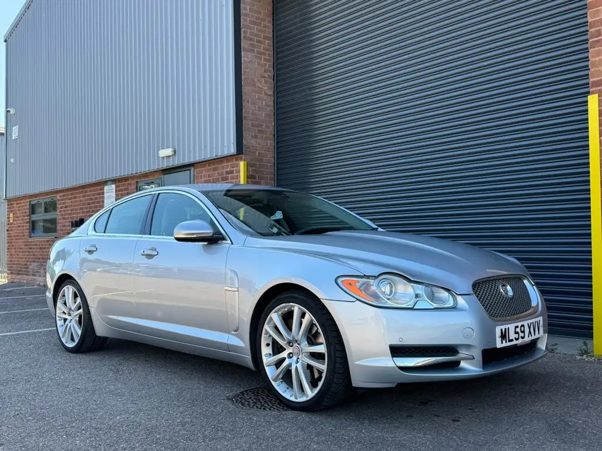 2009-jaguar-xf-30td-s-premium-luxury-big-1