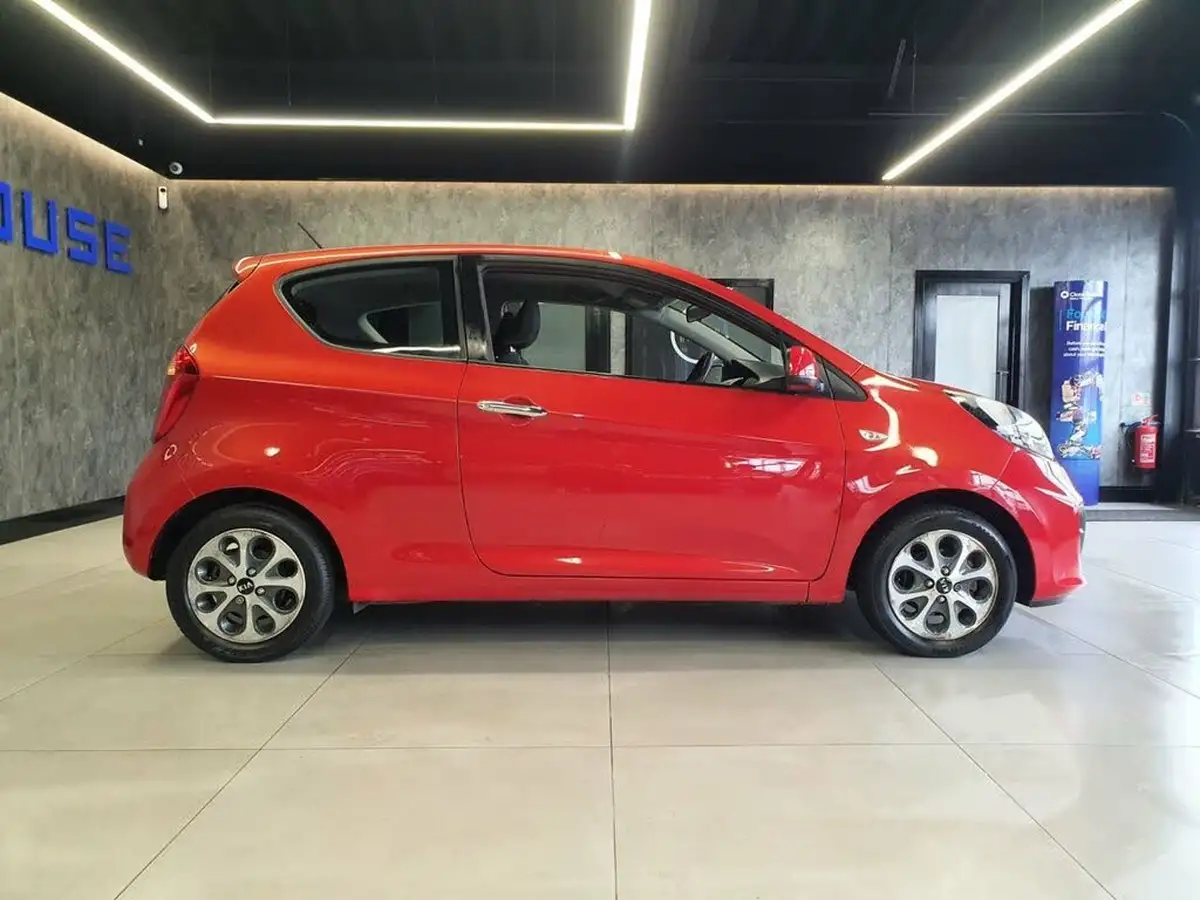 2013-kia-picanto-10-city-big-7