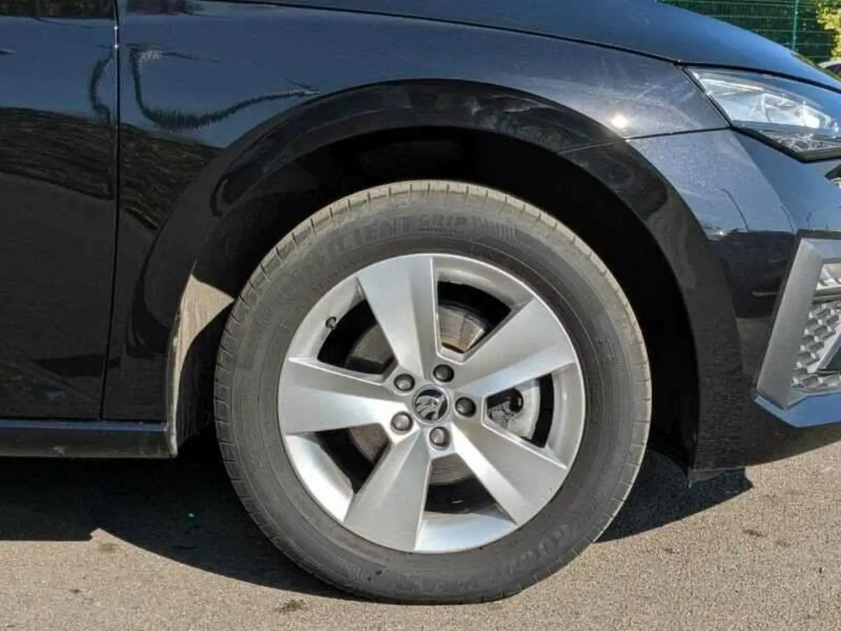 2024-skoda-scala-10-tsi-se-116ps-dsg-big-4