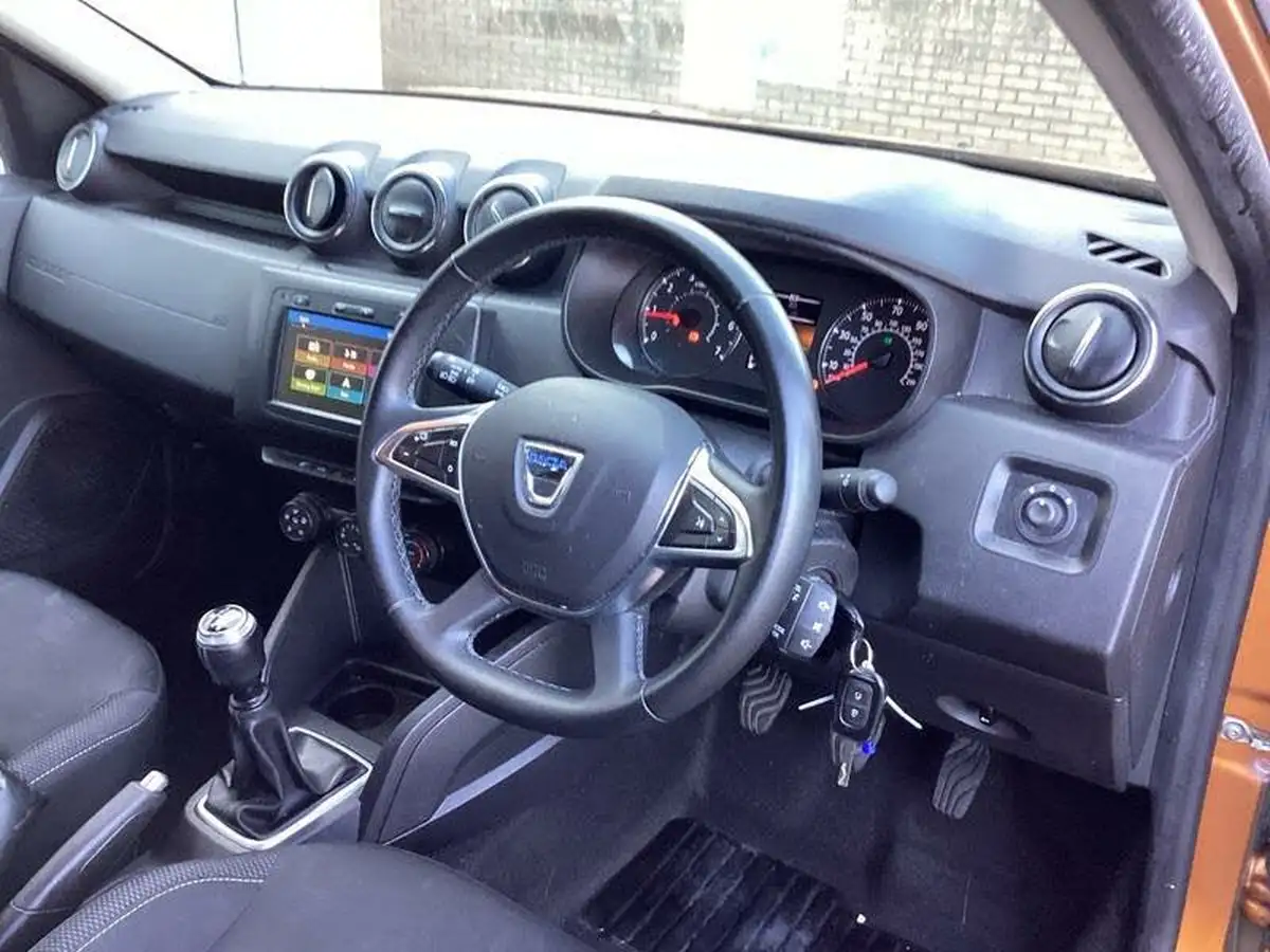 2020-dacia-duster-10-tce-comfort-100bhp-ss-big-9