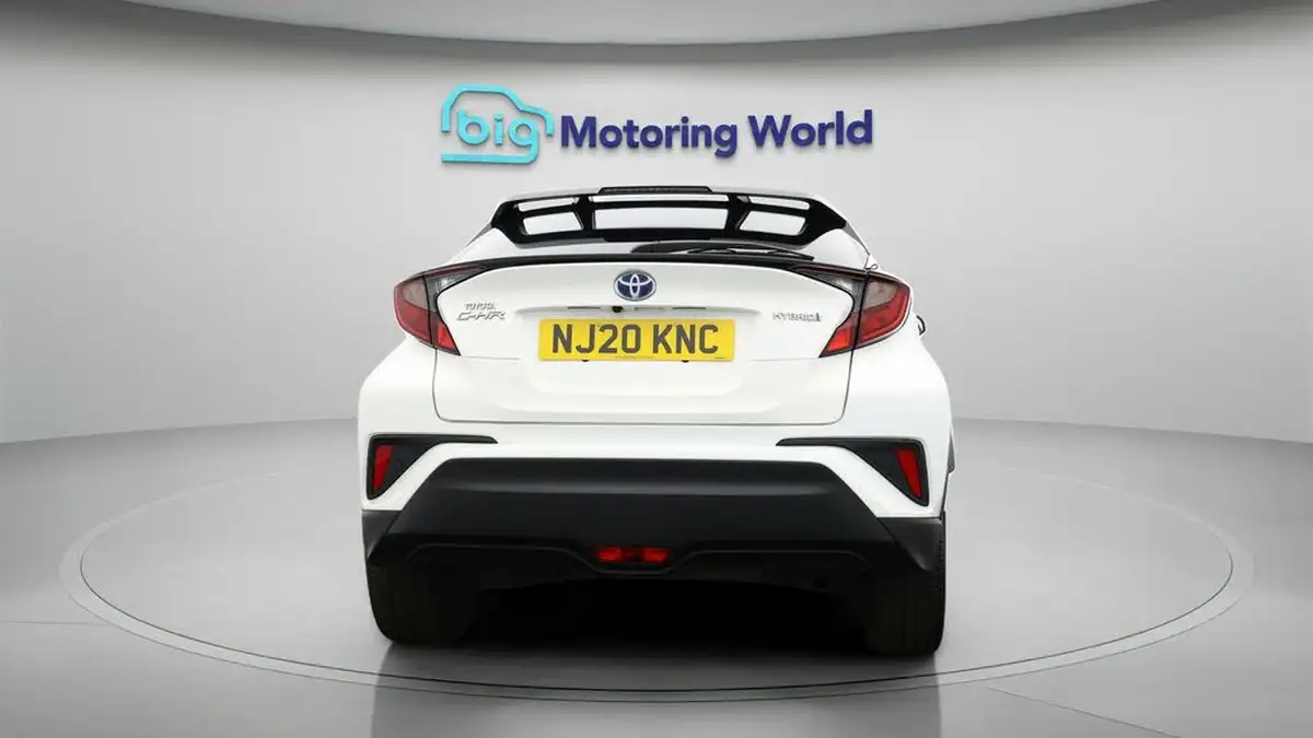 2020-toyota-c-hr-18-vvt-i-design-big-5