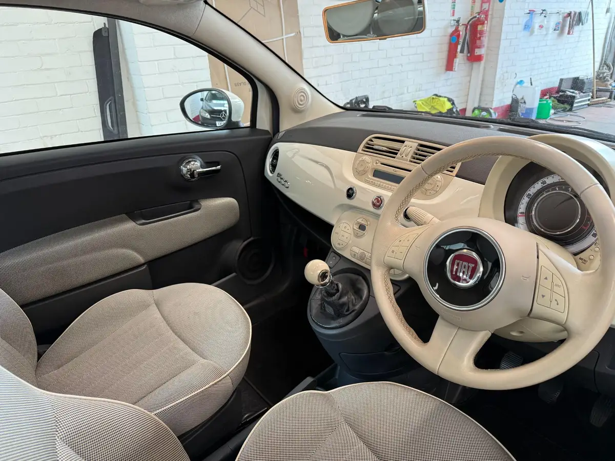 2012-fiat-500-09-lounge-twinair-85bhpss-big-7