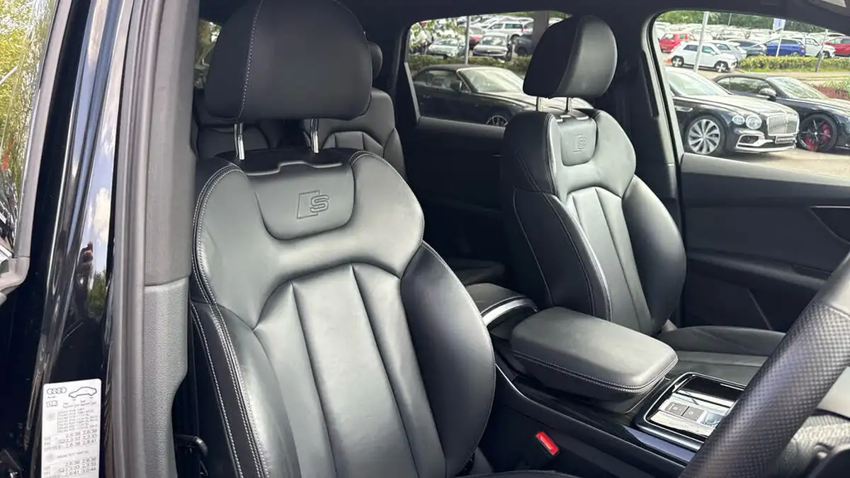 2022-audi-q7-30-55-tfsi-black-edition-big-22