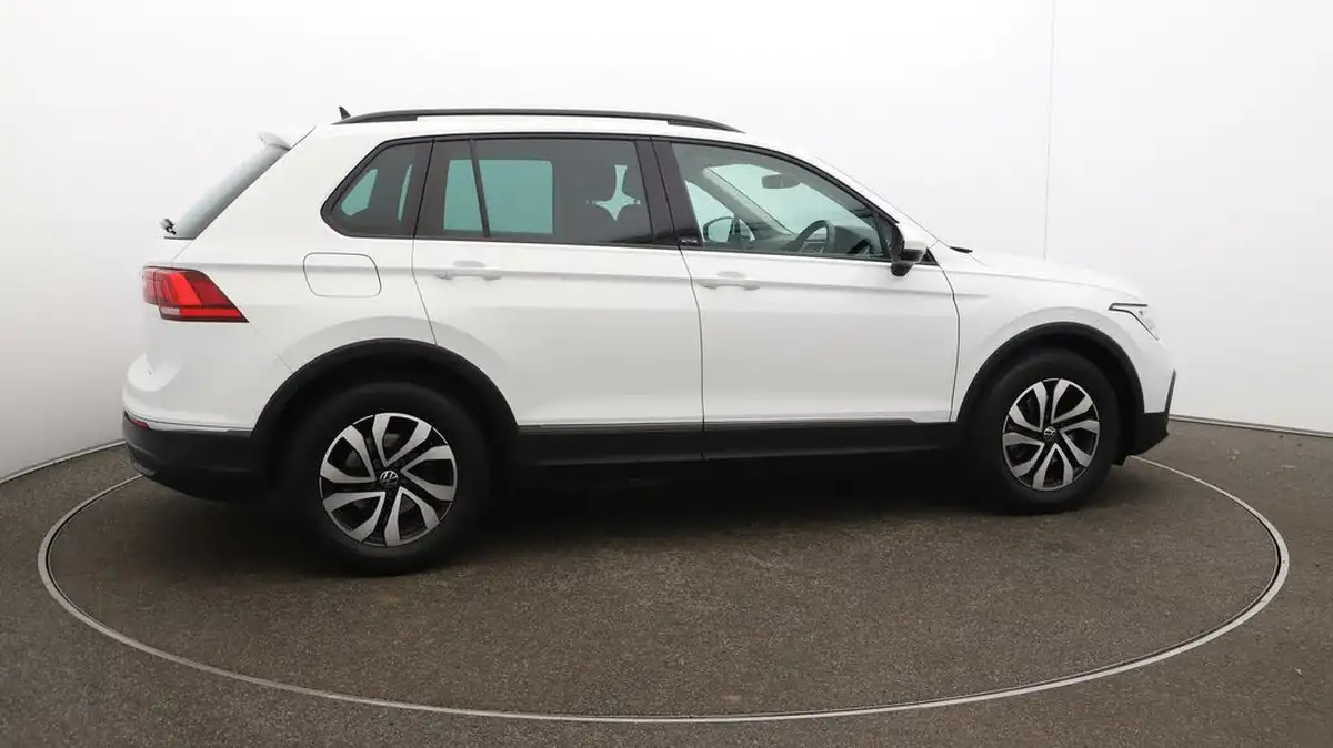 2022-volkswagen-tiguan-15-tsi-active-130ps-big-49