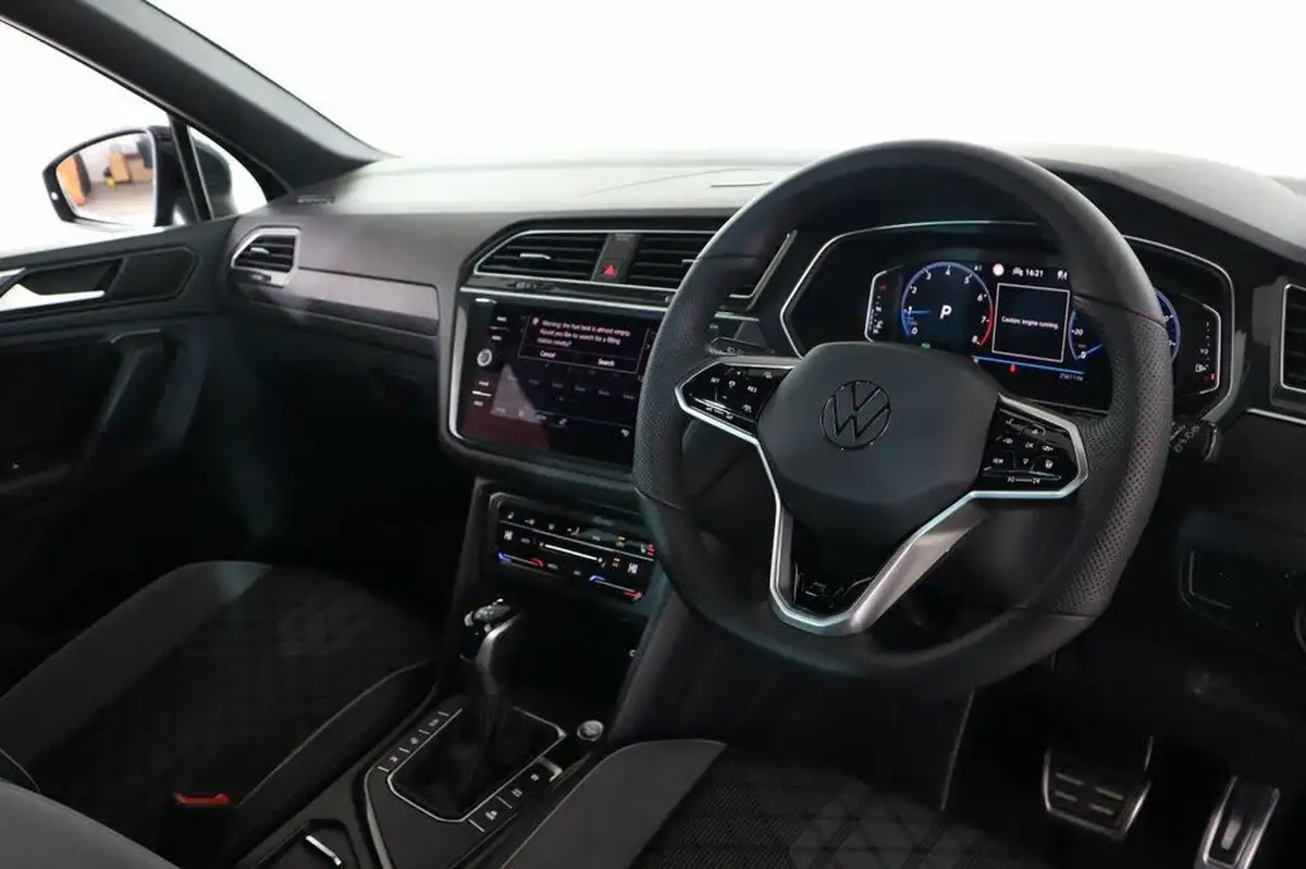 2021-volkswagen-tiguan-15-tsi-r-line-big-53
