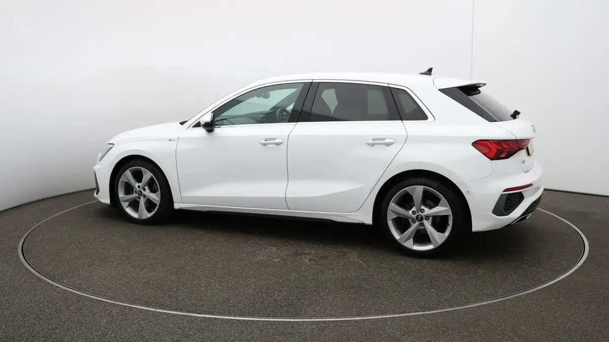 2022-audi-a3-15-35-tfsi-s-line-sportback-5d-tronic-big-41