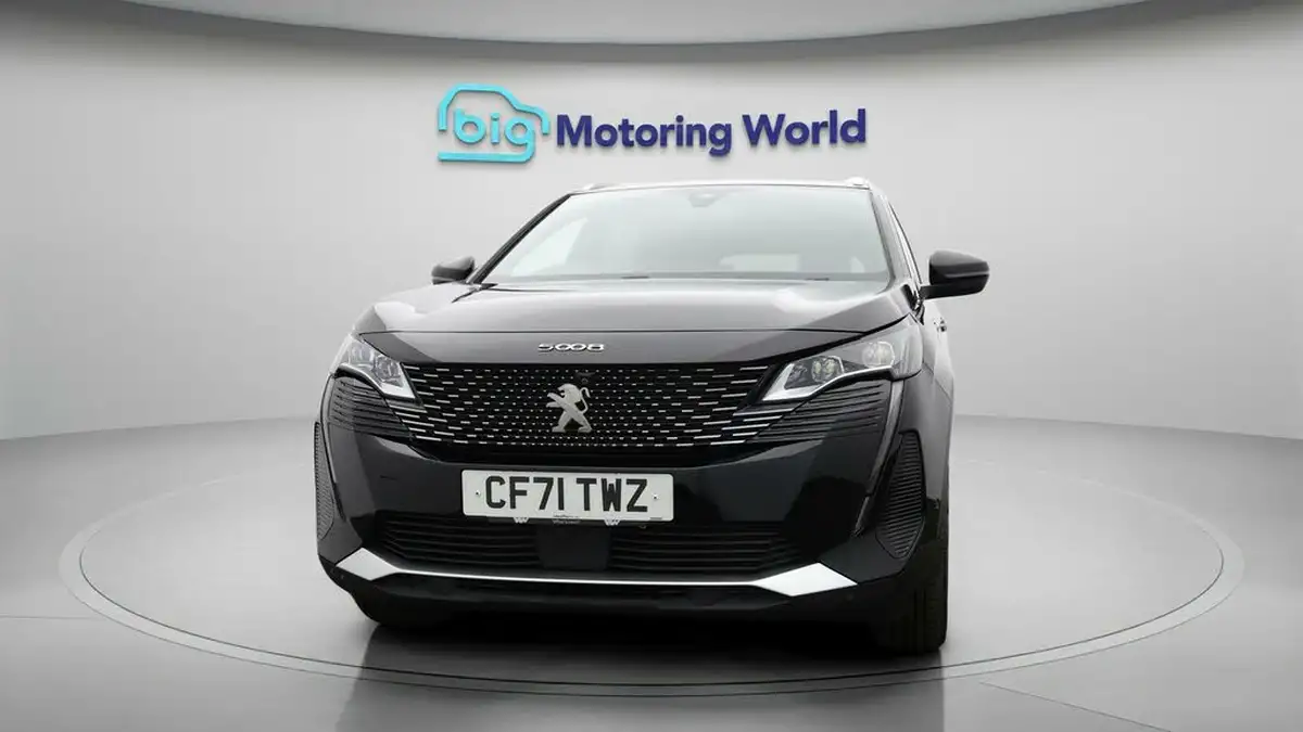 2021-peugeot-5008-suv-12-puretech-gt-premium-big-1