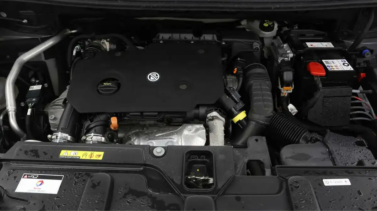 2023-peugeot-3008-suv-15-bluehdi-active-premium-eat8-big-18