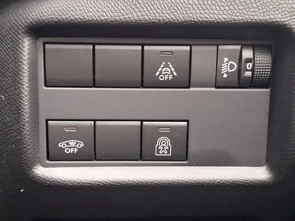 2022-citroen-c5-aircross-15bluehdi-shine-ss-big-18