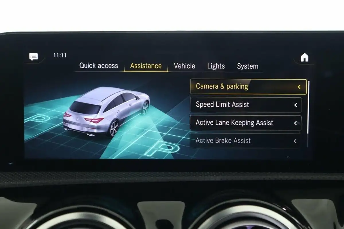 2023-mercedes-benz-cla-13-cla-200-amg-line-shooting-brake-5d-big-41