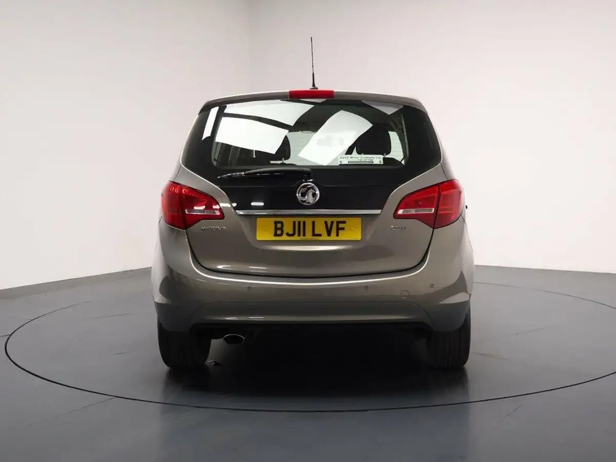 2011-vauxhall-meriva-17td-exclusiv-130ps-ac-big-8