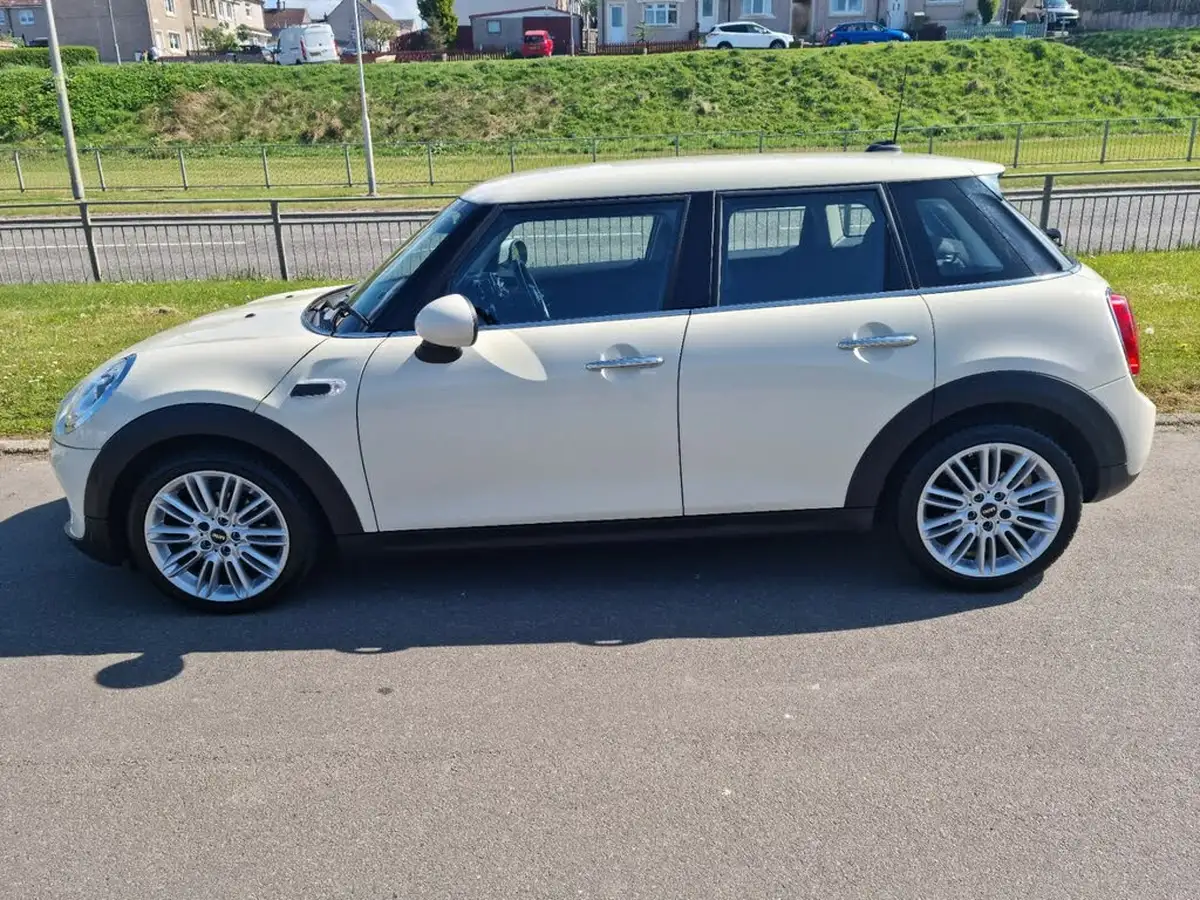 2018-mini-cooper-15td-cooper-d-ss-hatchback-5d-big-3