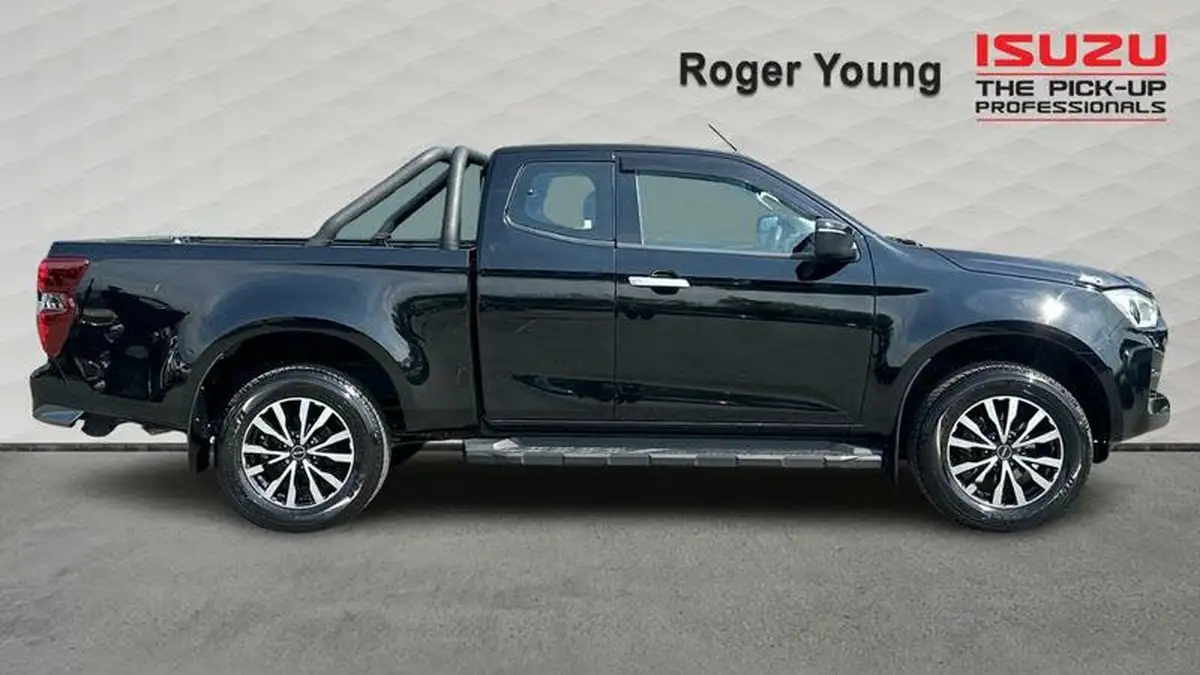 2023-isuzu-d-max-19td-dl20-extended-big-4