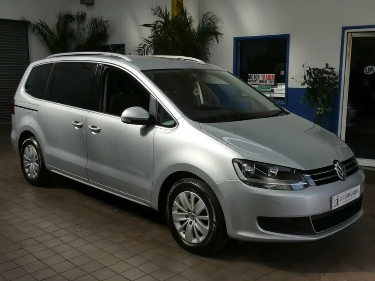 2016-volkswagen-sharan-20tdi-se-150ps-big-18