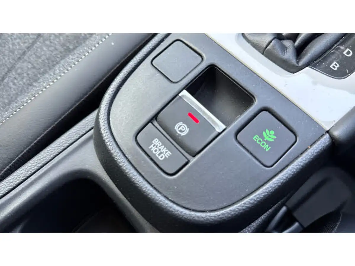2022-honda-jazz-15-i-mmd-sr-109ps-big-23