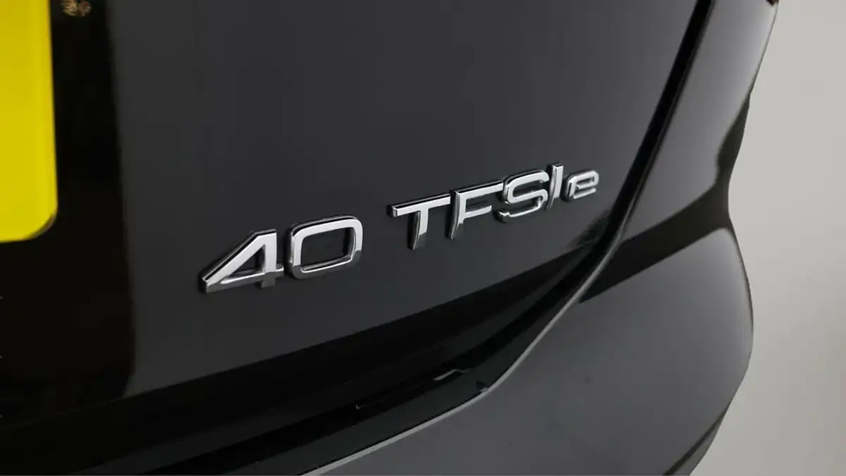 2021-audi-a3-14-40-tfsi-e-s-line-big-19