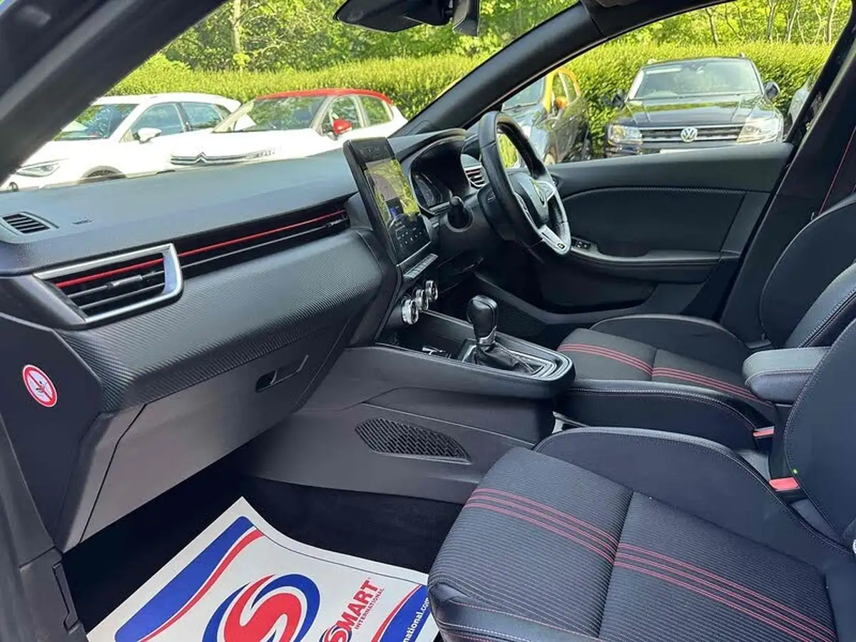 2022-renault-clio-16-rs-line-140ps-rs-line-e-tech-hybrid-big-18
