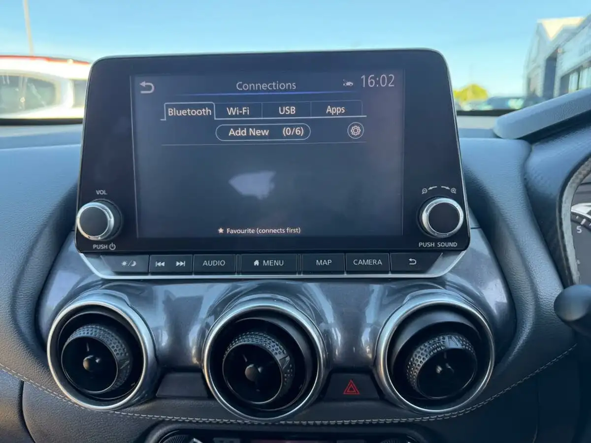 2022-nissan-juke-10-dig-t-n-connecta-big-49