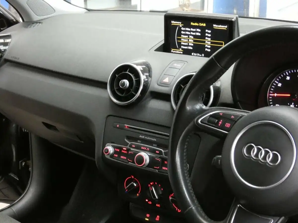 2017-audi-a1-10-tfsi-sport-hatchback-3d-big-39