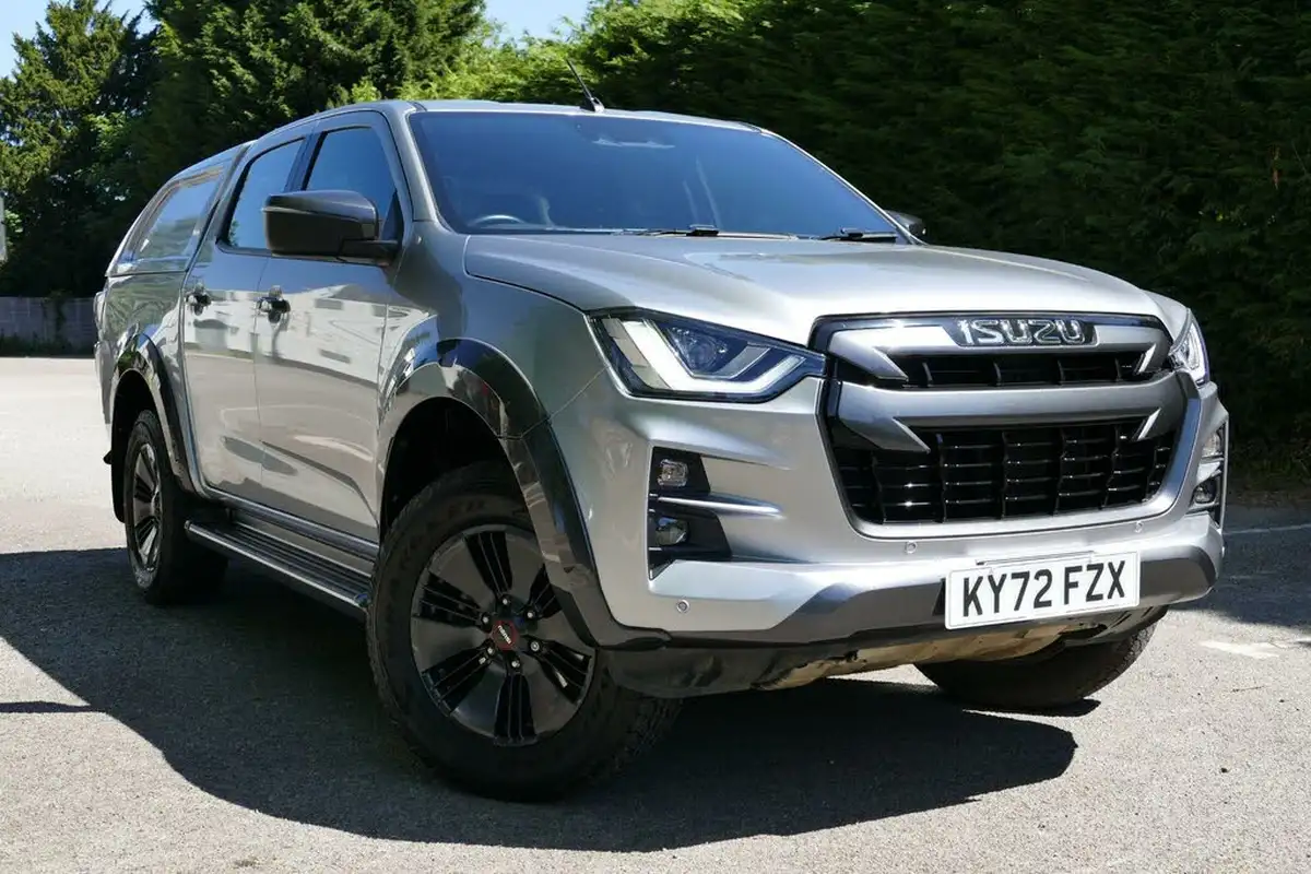 2022-isuzu-d-max-19td-v-cross-pick-up-big-0