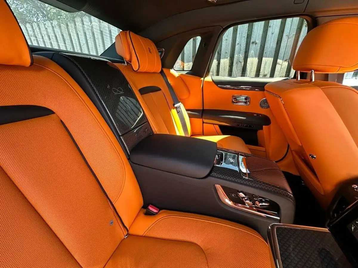 2023-rolls-royce-ghost-675-black-badge-big-8